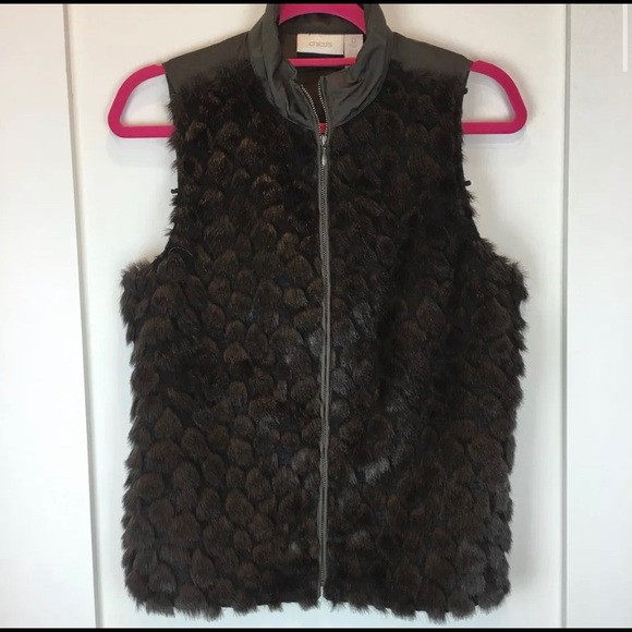 Chico’s faux fur zip up vest - Picture 8 of 8